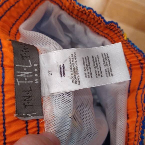 3/20$ 2T swim short with animals sailing in submarine fishes snorkeling - Picture 2 of 6